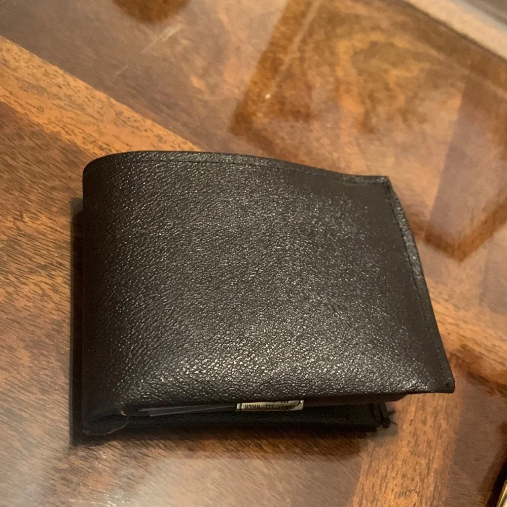 Vintage Fine Quality BillFold Wallet Split Cowhide Collectible Antique
